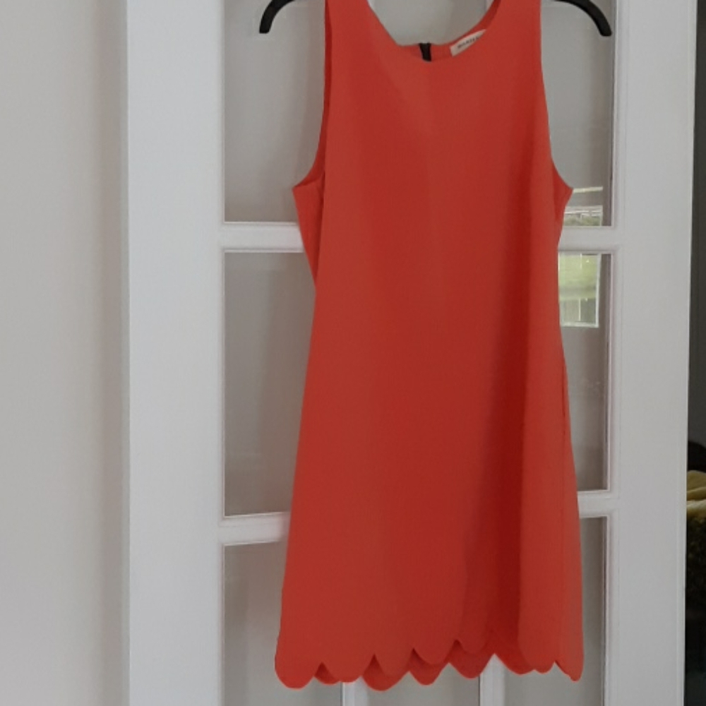 Short dress